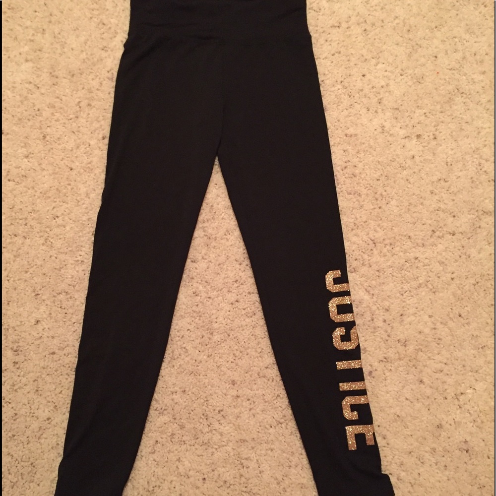 really cute black justice leggings!!!!
